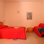 Tina Apartahotel