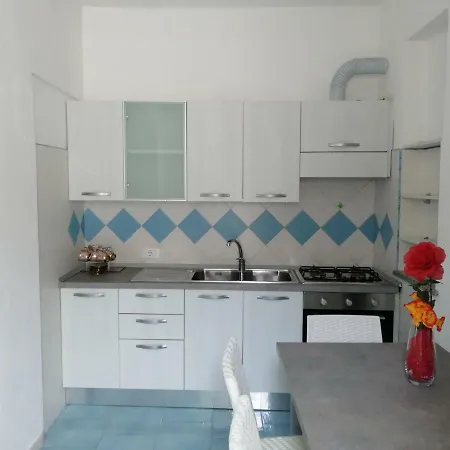 Apartmanhotel Tina 2*