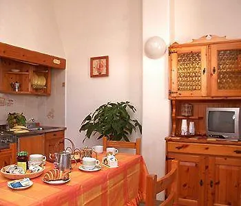 Lejlighedshotel Tina